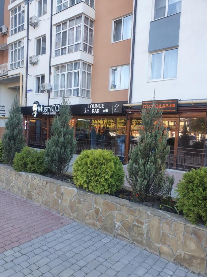 True In The City Center Ivano-Frankivsk Exterior foto