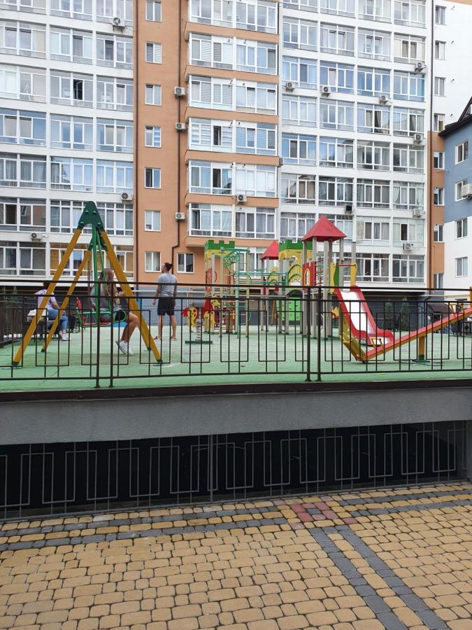 True In The City Center Ivano-Frankivsk Exterior foto